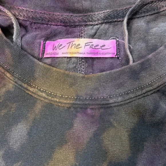 Free People We the Free Ellen Long-Sleeve Tee size Medium NEW Black Reverse Dye - Picture 7 of 7